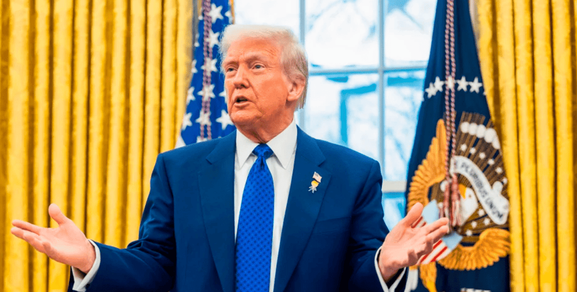 Trump citando a tarifa de 50% sobre os produtos Brasileiro