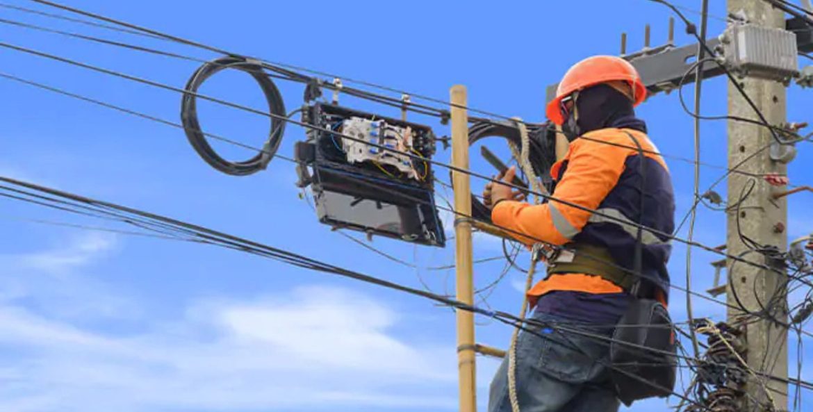 Internet cooperativa leva inclusão digital a 73 mil pessoas no país