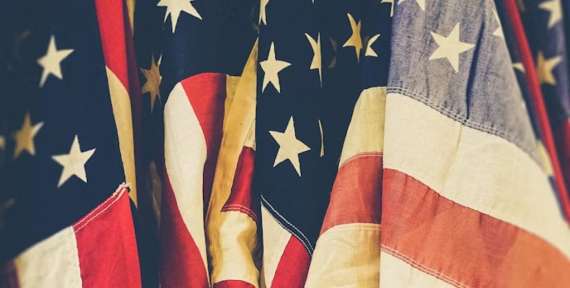 Ações dos EUA batem recordes em meio à incerteza econômica; entenda