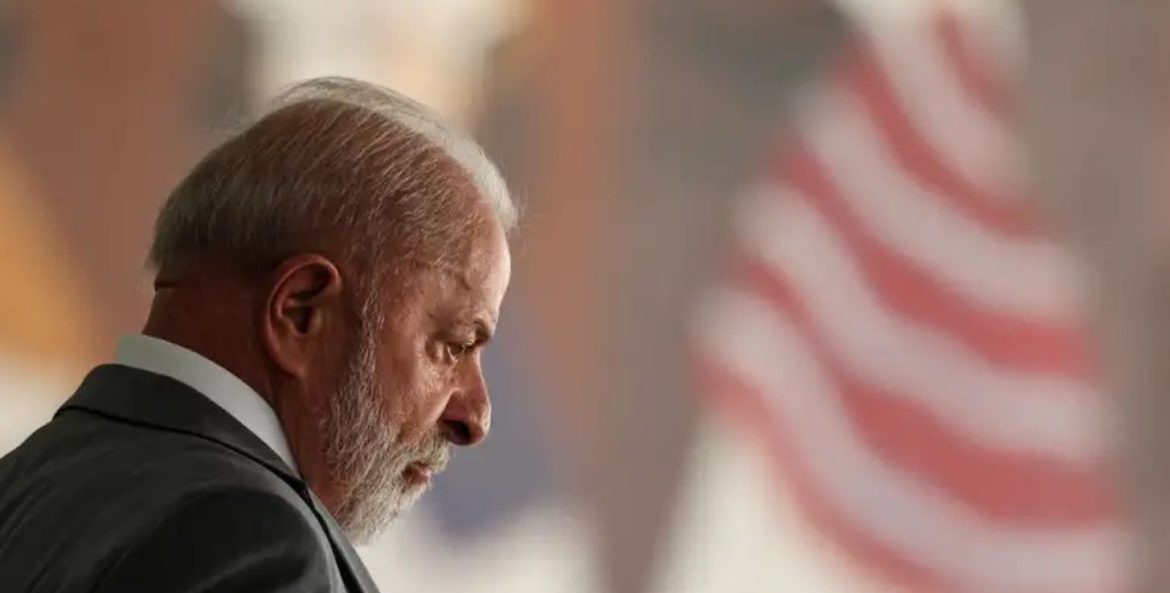 Governo federal sanciona lei da “adultização” para proteger menores na internet