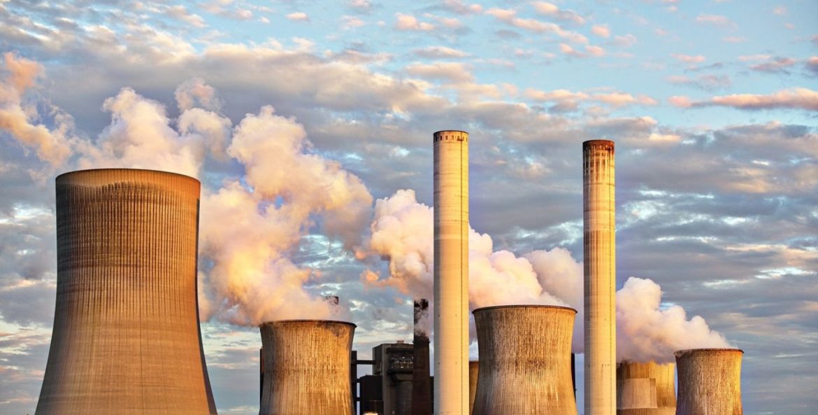 Investimentos voltam a crescer na indústria, mas seguem dependentes de recursos próprios