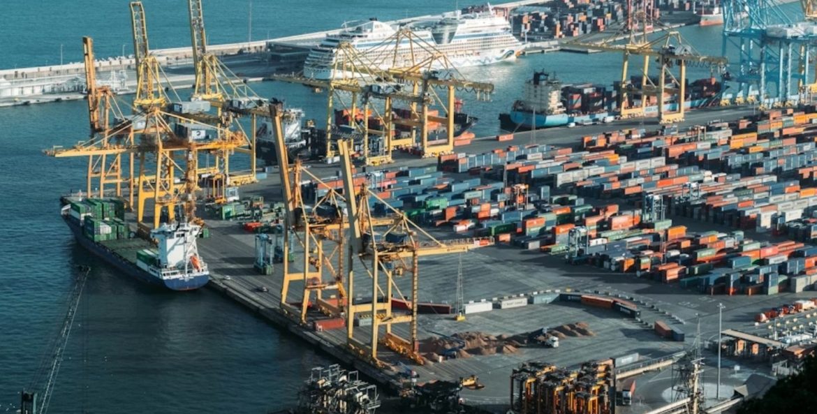 Leilão no Porto de Santos