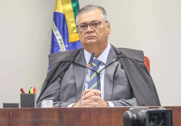 Ministro do STF Dino